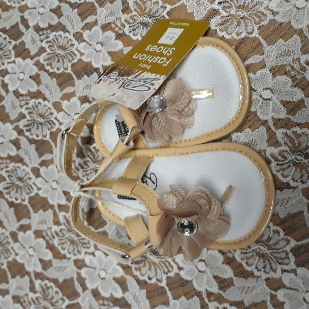 Nwt baby fashion shoes